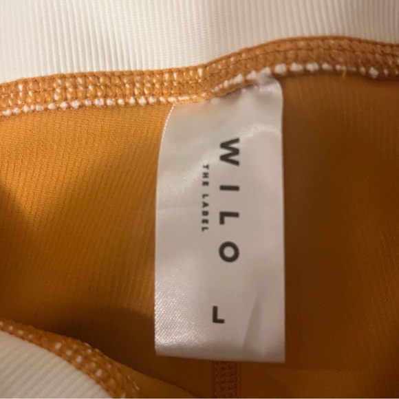 Willow the Label Goldenrod Athletic Shorts, 5” inseam, size Large - Picture 4 of 7